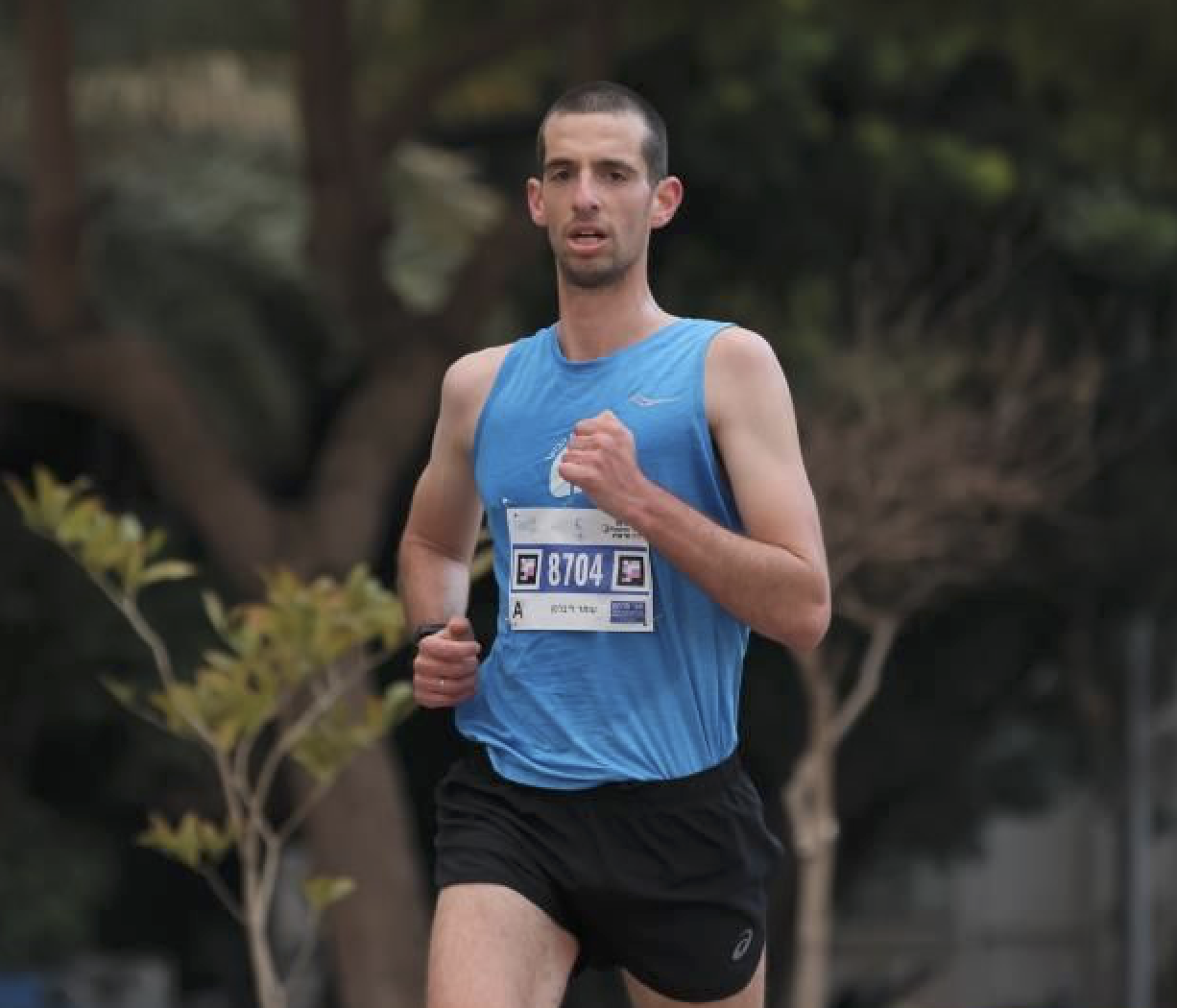 Omer Liberman running a marathon